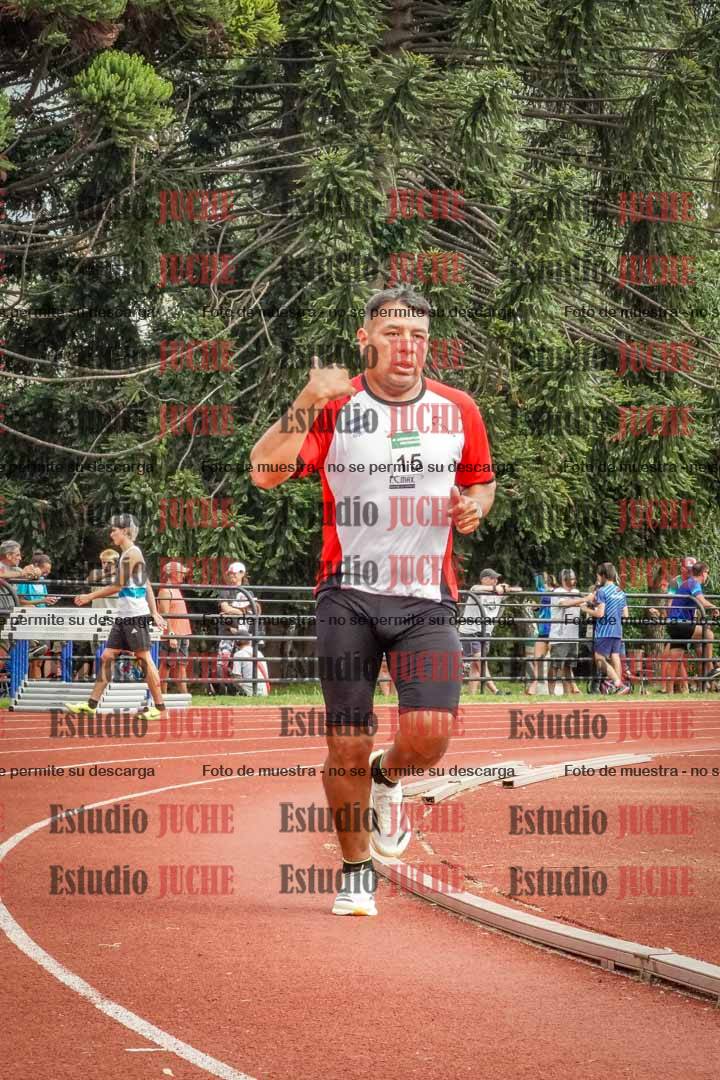 Fotos de los 3000 m llanos de varones