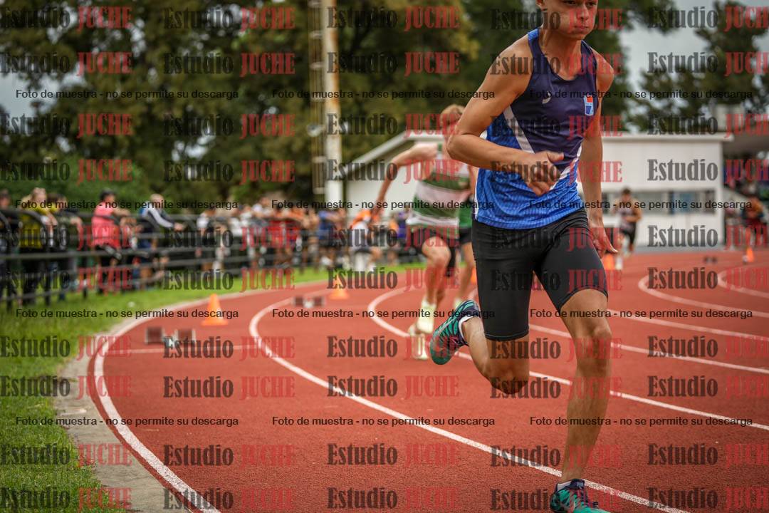 Fotos de los 400 m llanos de varones