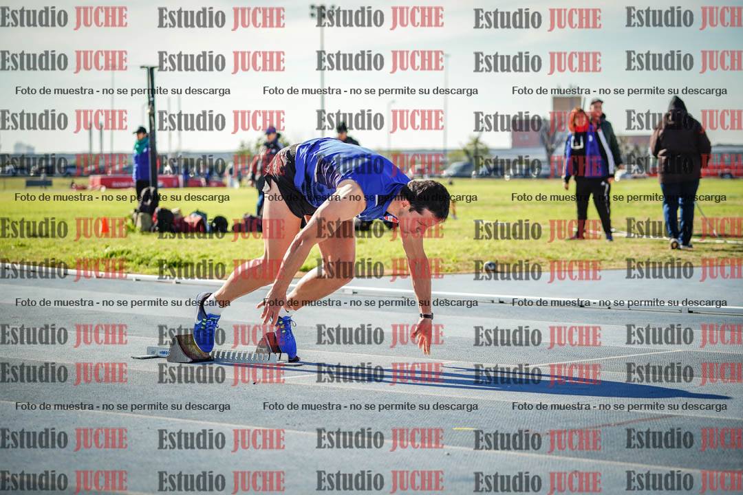 Fotos de los 400 m llanos de varones