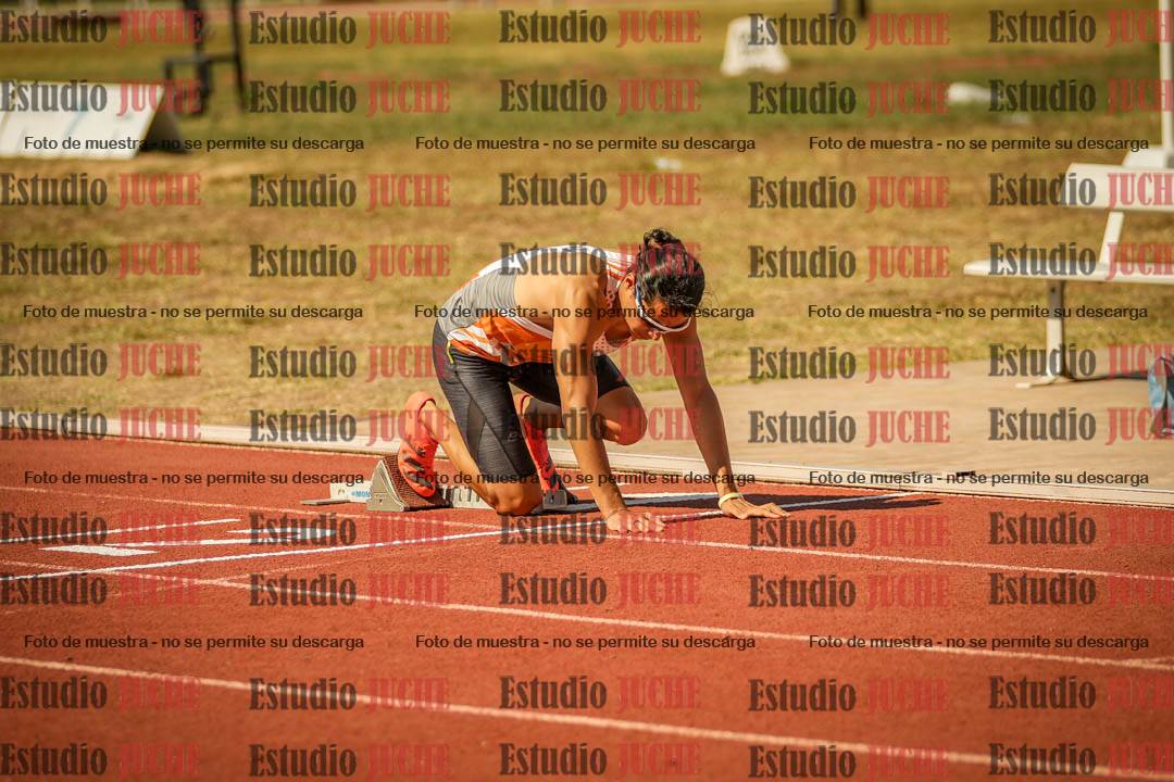 Fotos de los 400 m llanos de varones