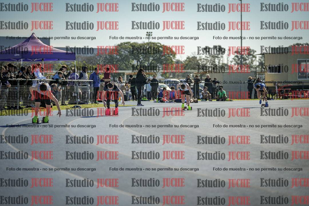 Fotos de los 400 m llanos de varones