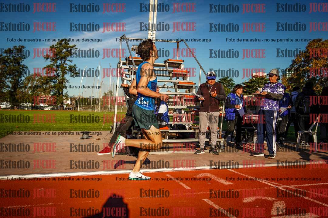 Fotos de los 3000 m llanos de varones