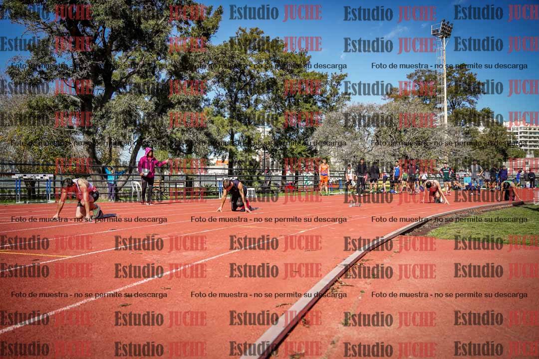 Fotos de los 200 m llanos de varones