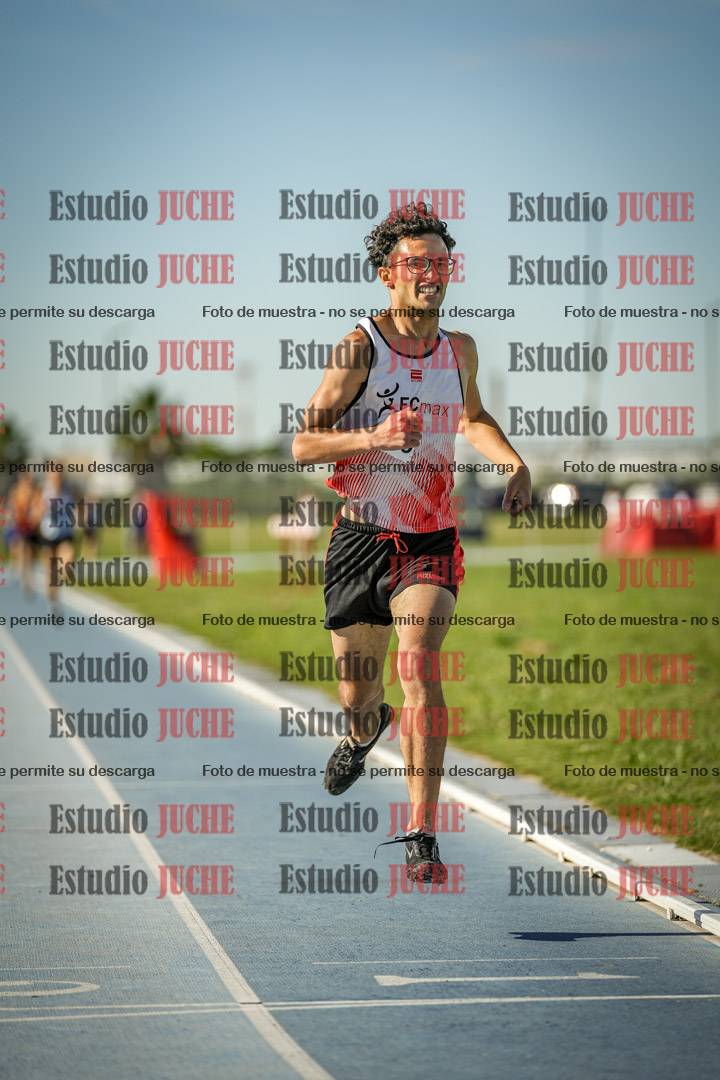 Fotos de los 1500 m llanos de varones