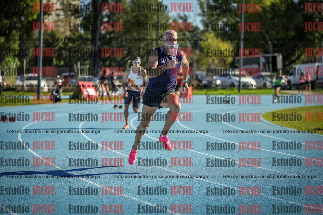 Fotos de las postas 4x200 m llanos de mujeres
