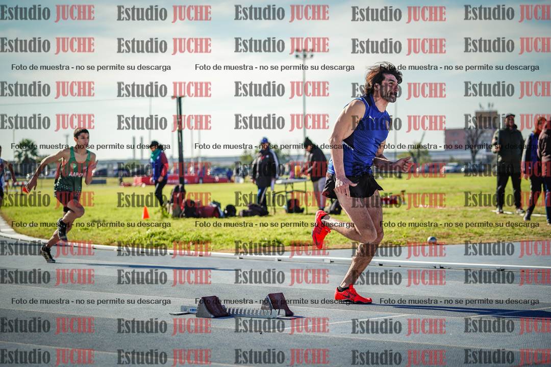 Fotos de los 400 m llanos de varones