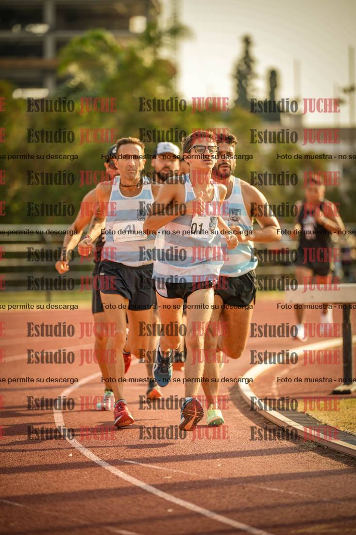 Fotos de los 1500 m llanos de varones
