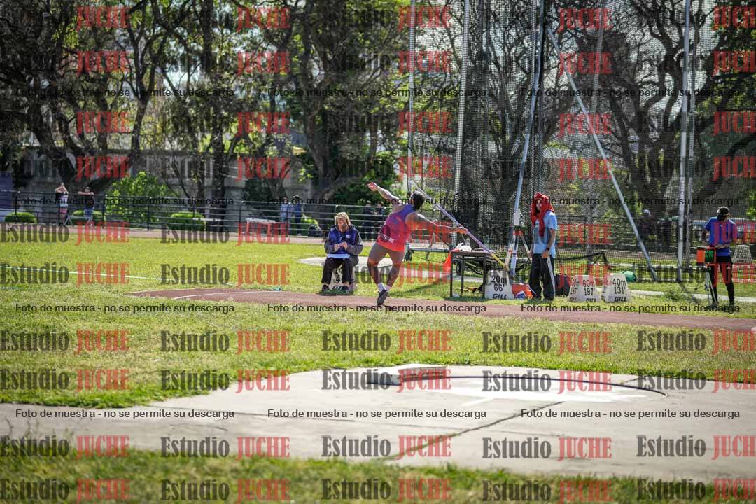 Fotos del lanzamiento de jabalina de varones