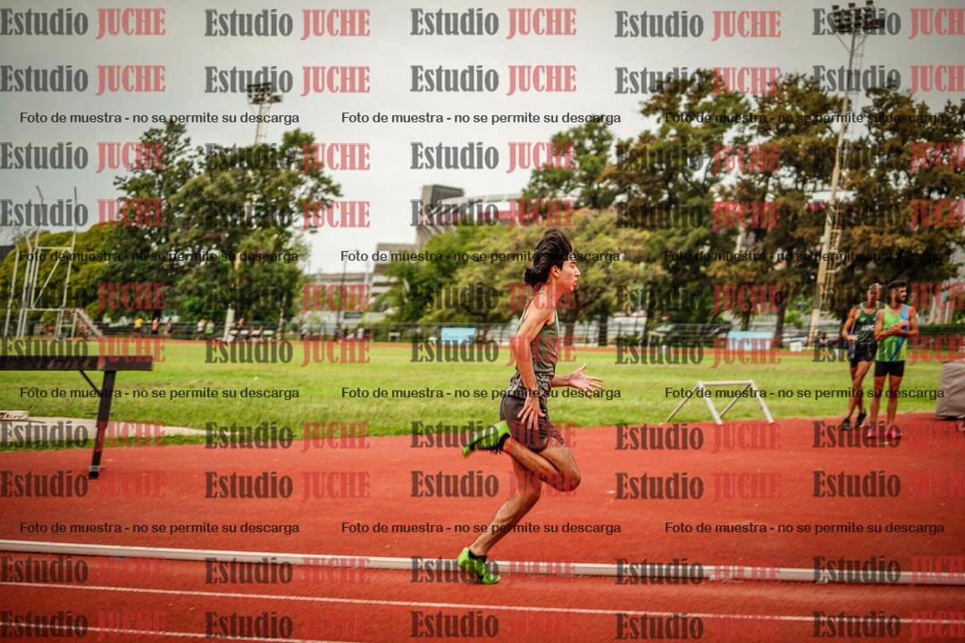 Fotos de los 400 m llanos de varones