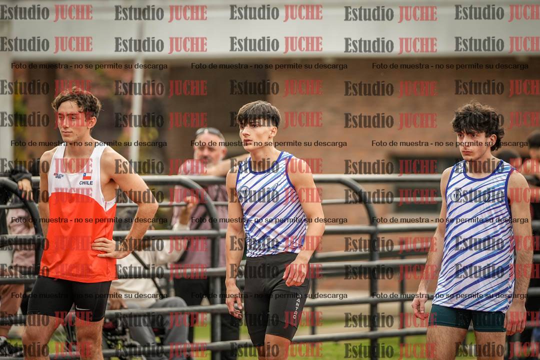 Fotos de los 100 m llanos de varones - FINAL