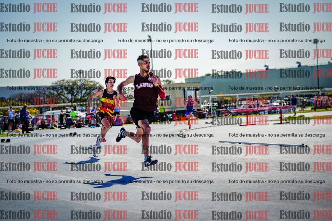 Fotos de los 400 m llanos de varones