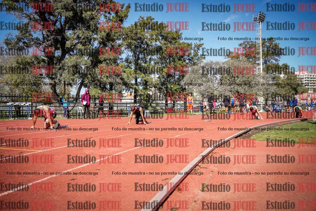 Fotos de los 200 m llanos de varones