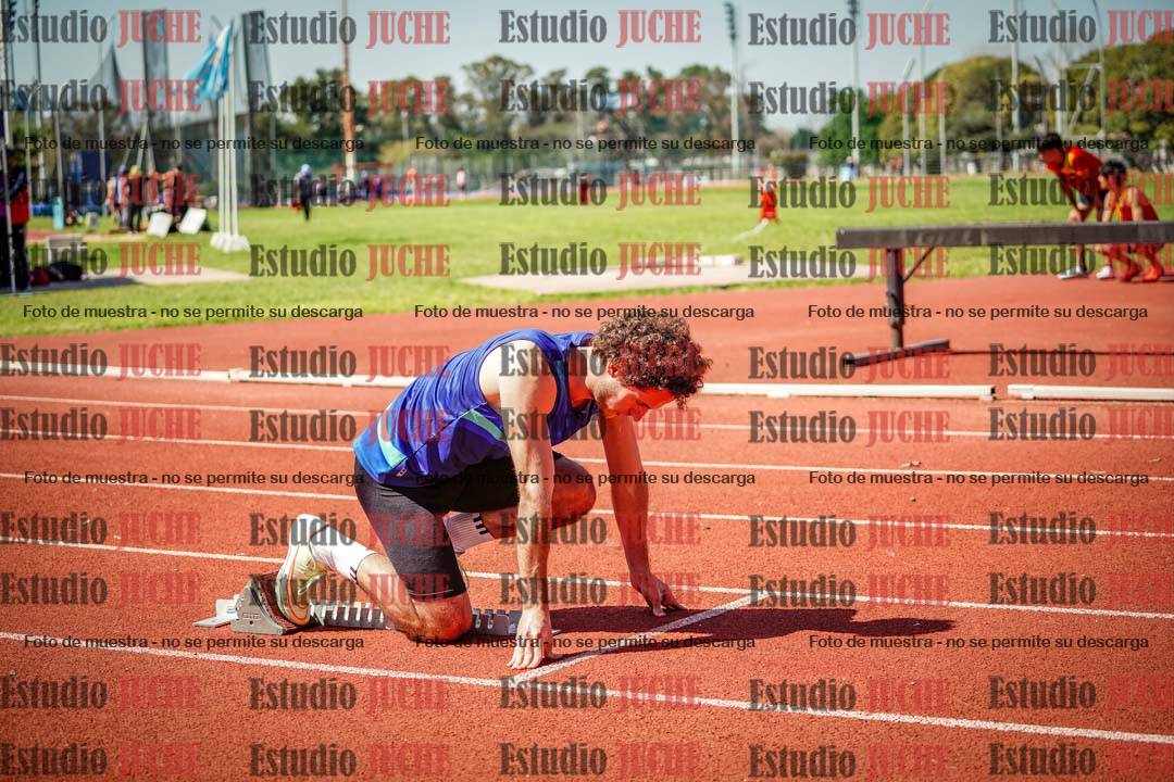 Fotos de los 400 m llanos de varones