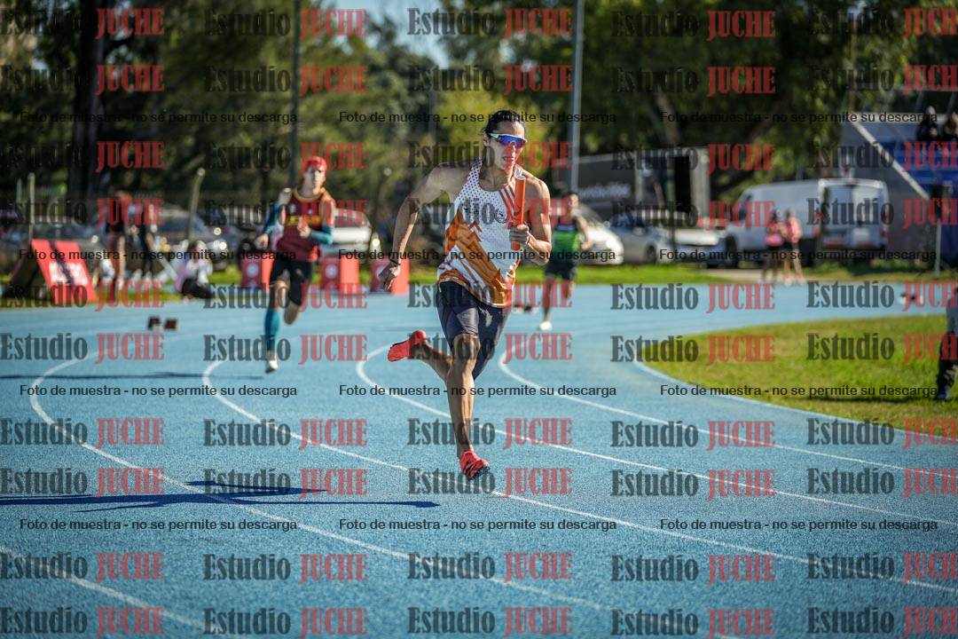 Fotos de las postas 4x200 m llanos de mujeres