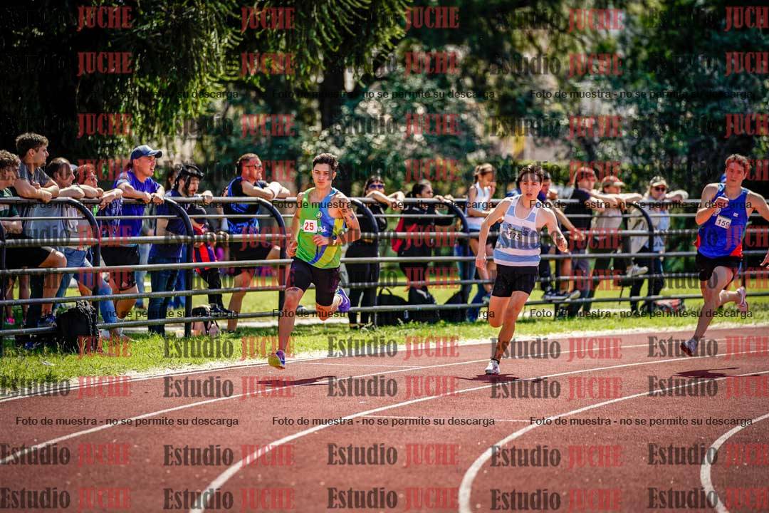 Fotos de los 800 m llanos de varones