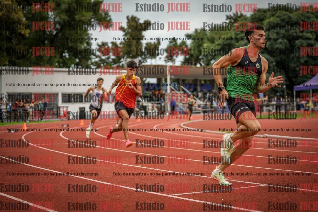 Fotos de los 400 m llanos de varones