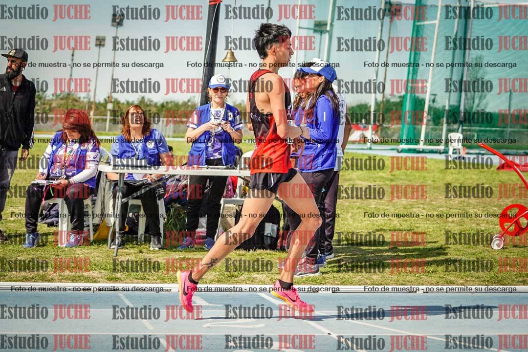 Fotos de los 3000 m llanos de varones