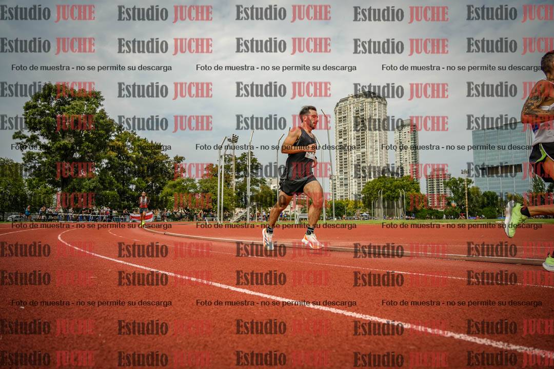 Fotos de los 3000 m llanos de varones