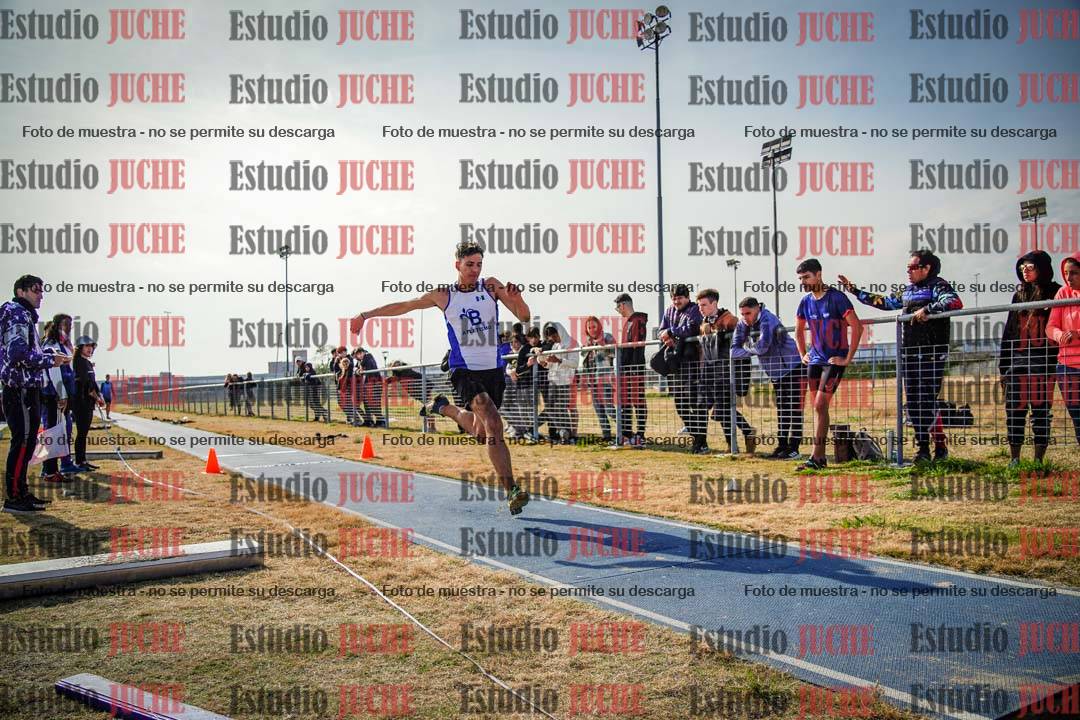 Fotos del salto triple de varones
