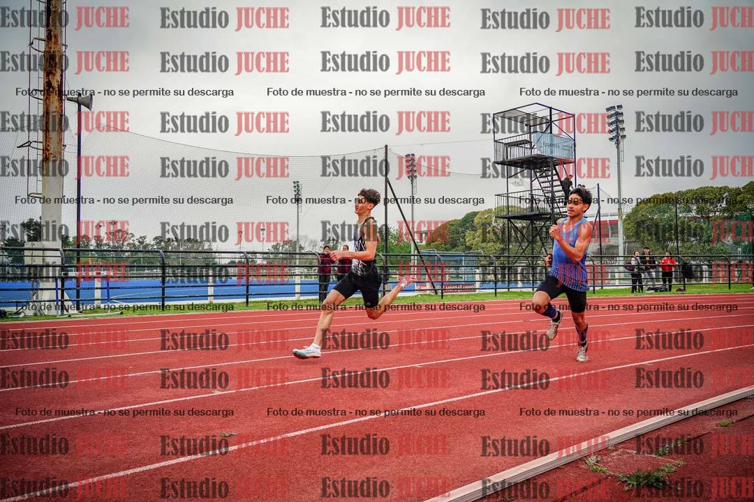 Fotos de los 200 m llanos de varones