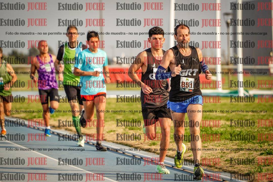 Fotos de los 3000 m llanos de varones