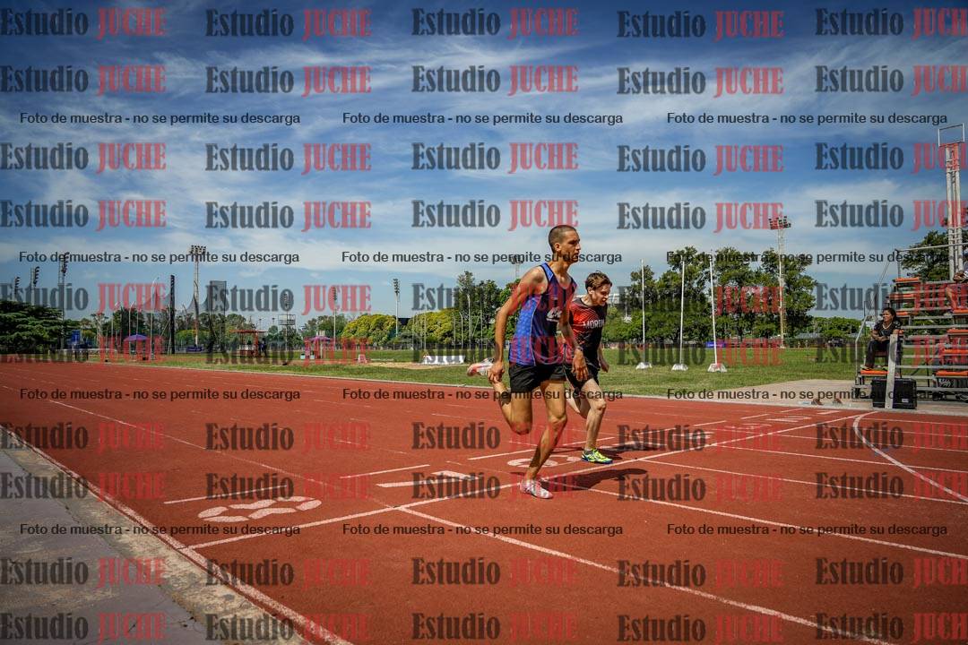 Fotos de los 400 m llanos de varones