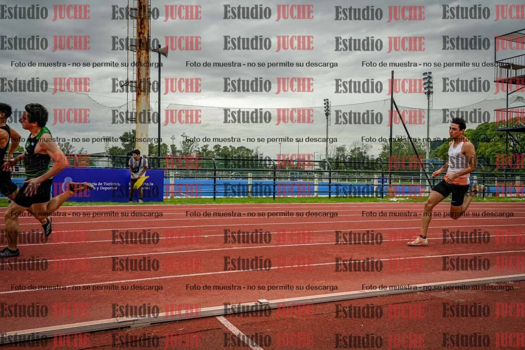 Fotos de los 200 m de varones