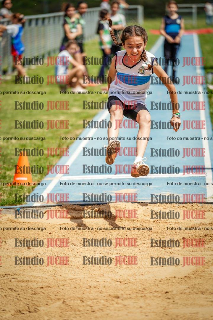 Fotos del salto en largo de mujeres - U12