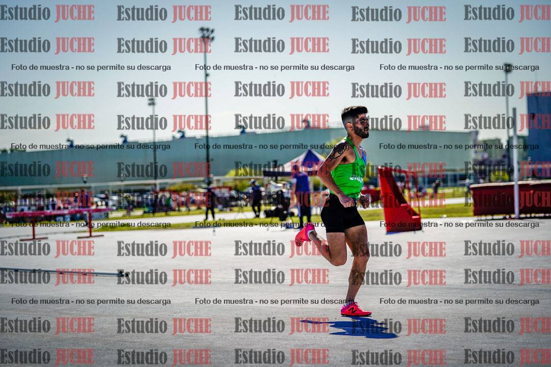 Fotos de los 400 m llanos de varones
