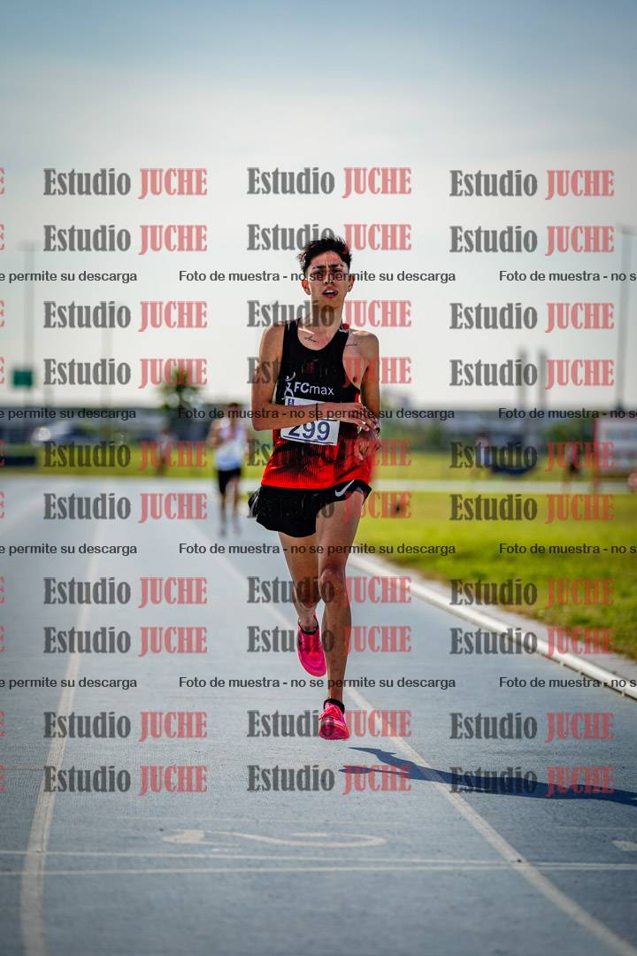 Fotos de los 3000 m llanos de varones