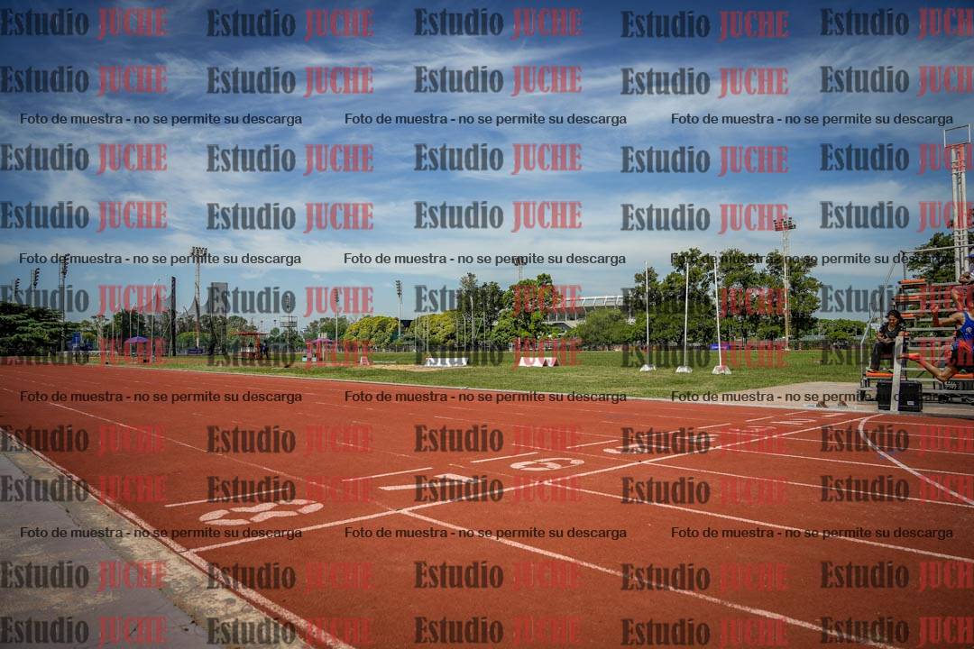 Fotos de los 400 m llanos de varones