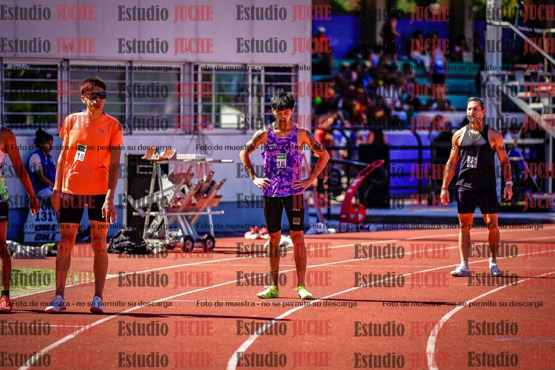 Fotos de los 800 m llanos de varones
