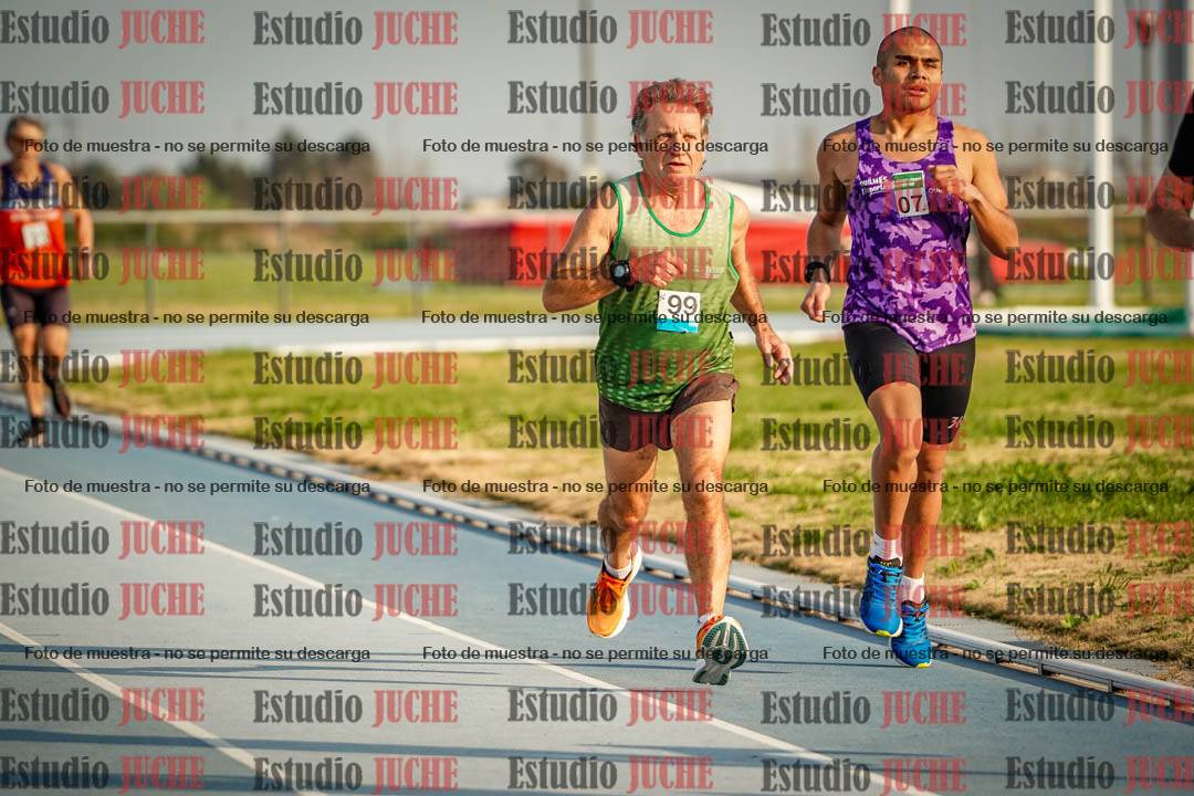 Fotos de los 3000 m llanos de varones