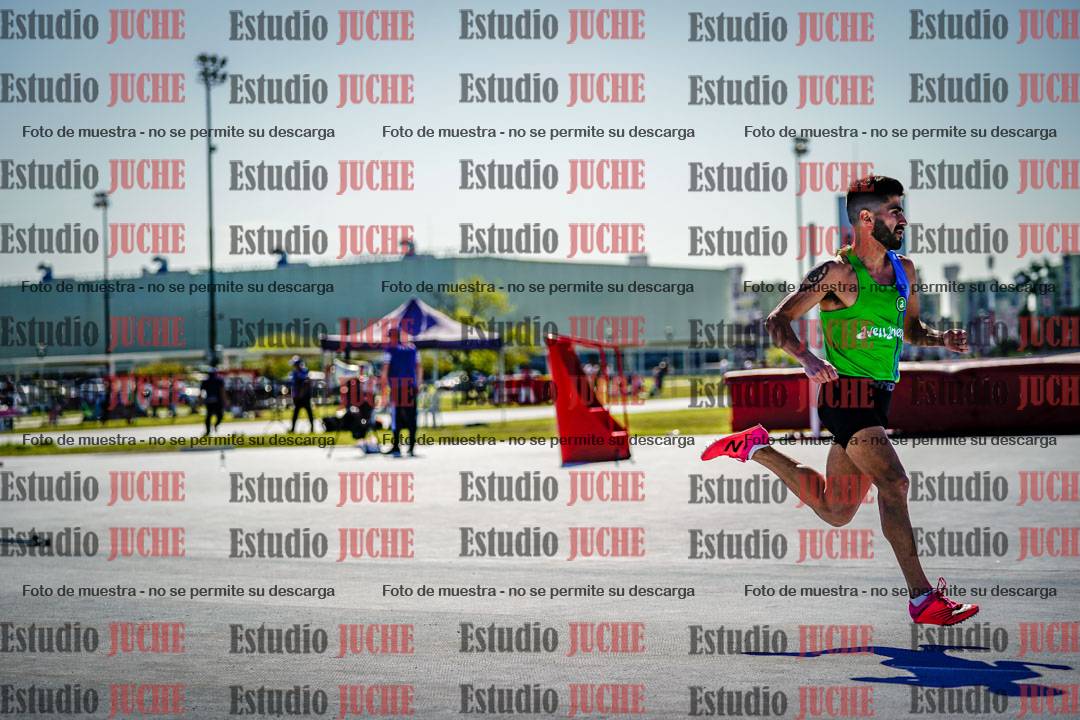 Fotos de los 400 m llanos de varones