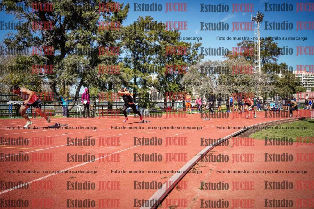 Fotos de los 200 m llanos de varones