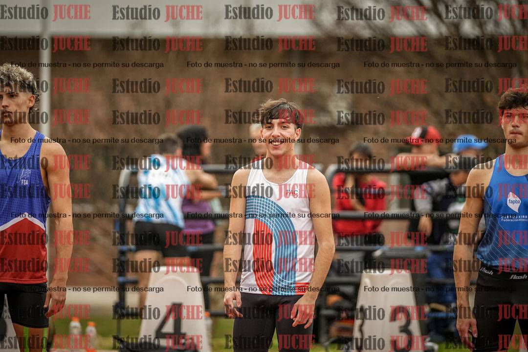 Fotos de los 100 m llanos de varones - FINAL