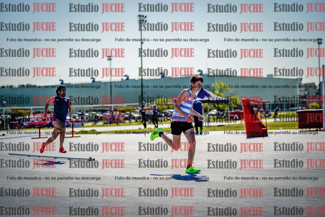 Fotos de los 400 m llanos de varones