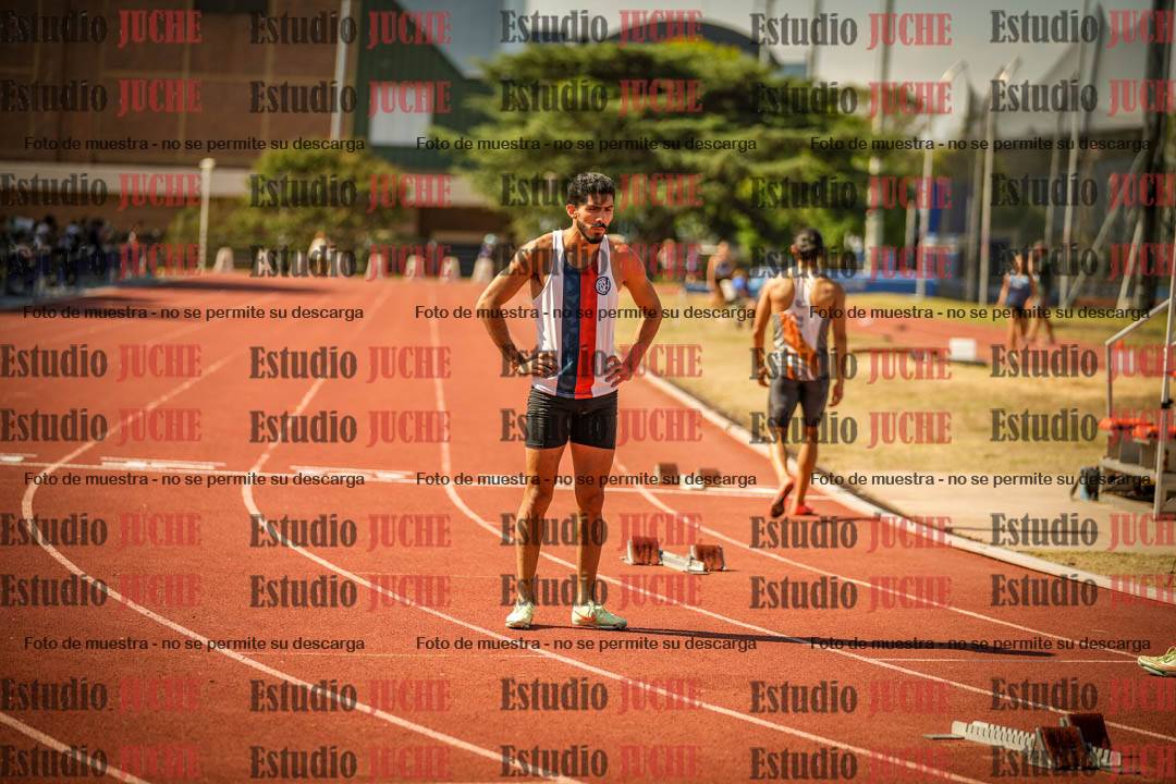 Fotos de los 400 m llanos de varones