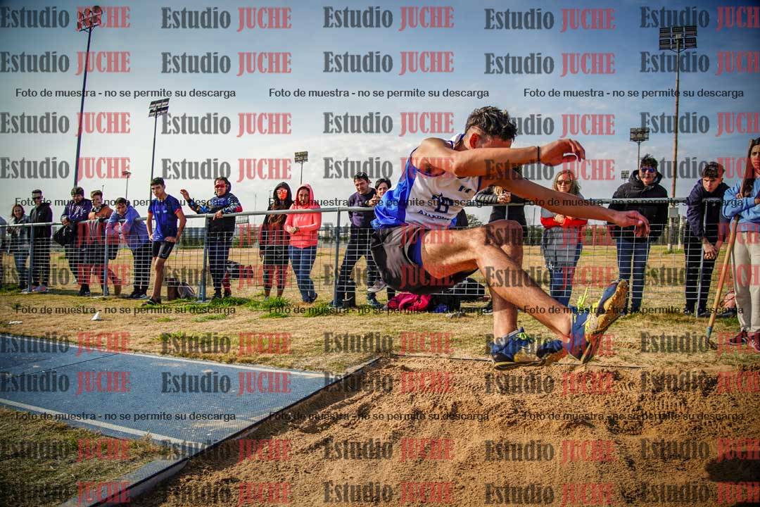 Fotos del salto triple de varones