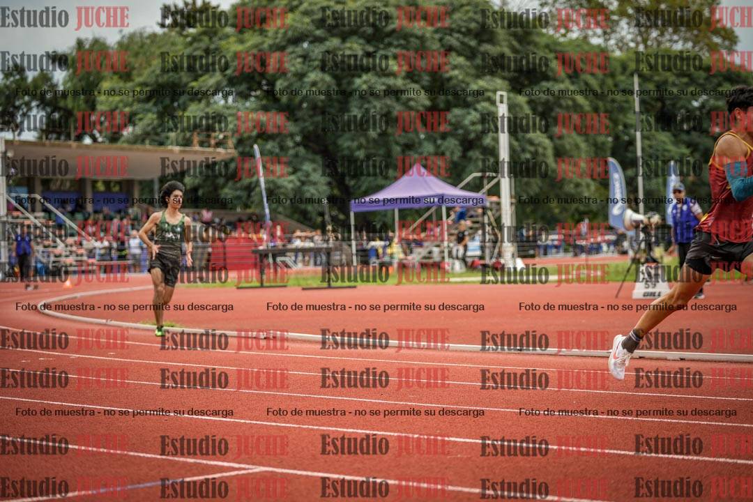 Fotos de los 400 m llanos de varones