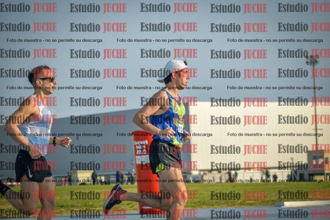 Fotos de los 3000 m llanos de varones