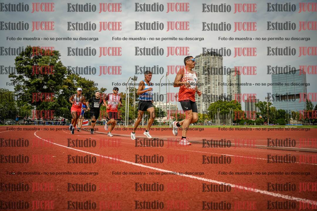 Fotos de los 3000 m llanos de varones