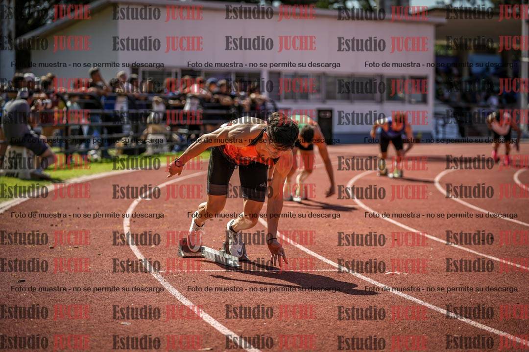 Fotos de los 400 m llanos de varones