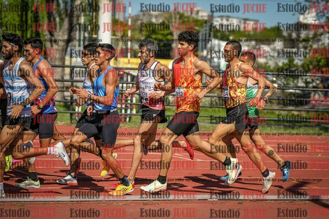 Fotos de los 5000 m llanos de varones