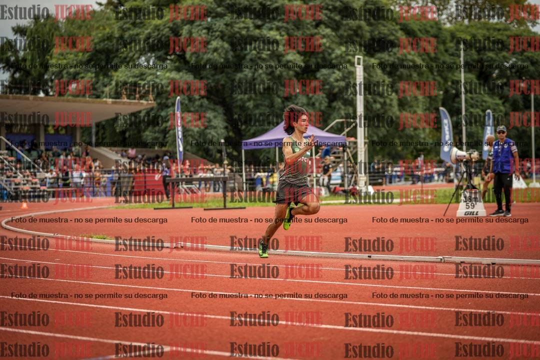Fotos de los 400 m llanos de varones