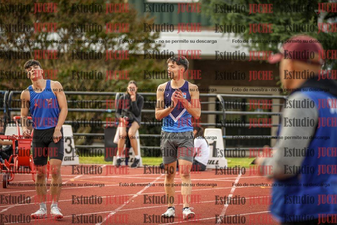 Fotos de los 100 m llanos de varones - FINAL