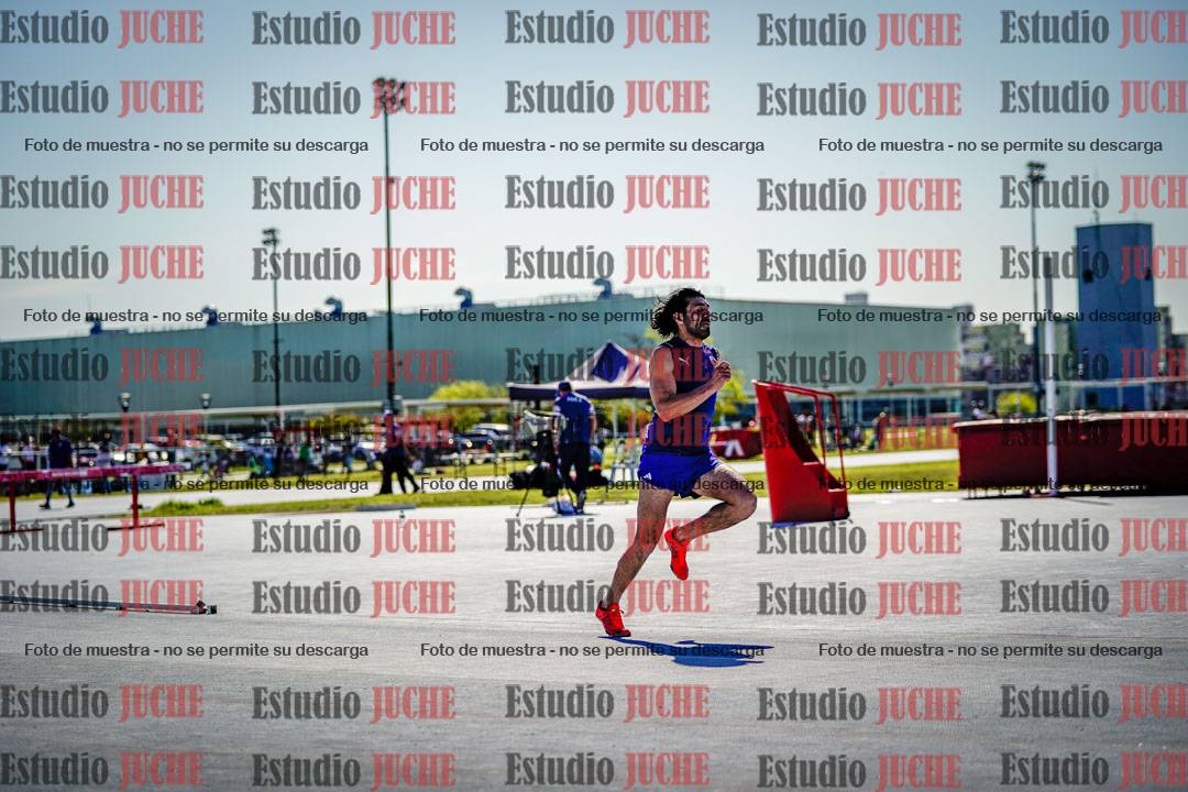 Fotos de los 400 m llanos de varones