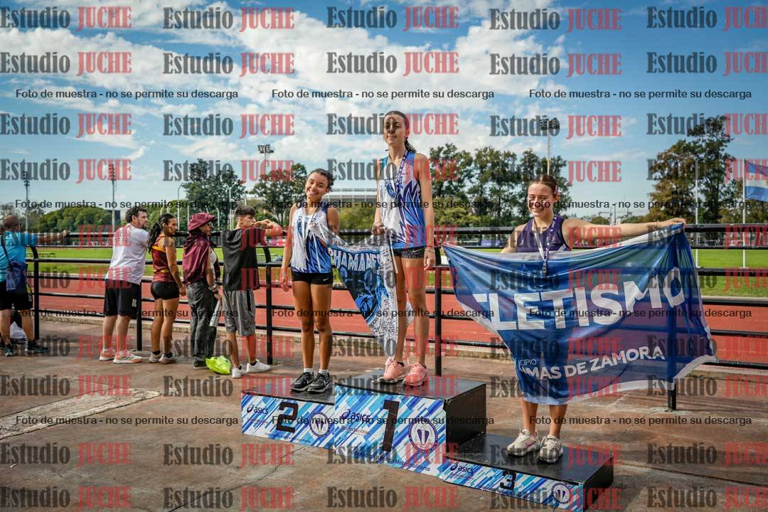 Fotos de algunos podios y extras