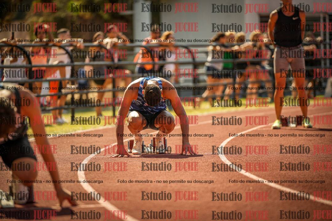 Fotos de los 400 m llanos de varones