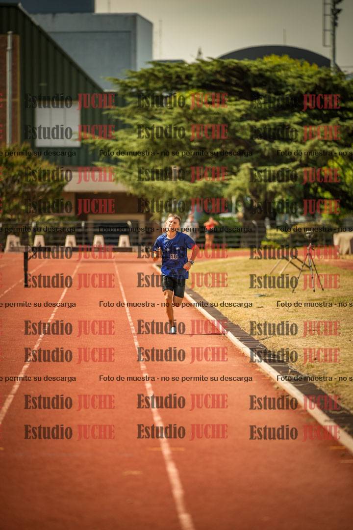 Fotos de los 3000 m con obstáculos de varones